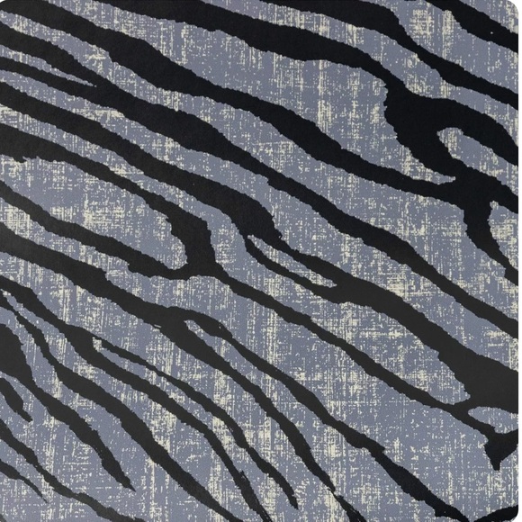 OpalHouse Peel And Stick Wallpaper ZEBRA STRIPE - Picture 2 of 2